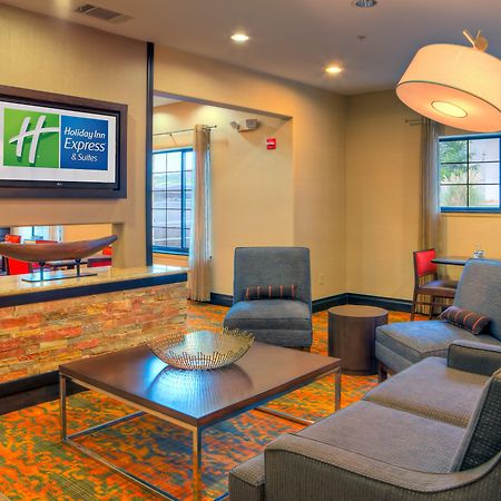 Holiday Inn Express And Suites Granbury By Ihg Εξωτερικό φωτογραφία