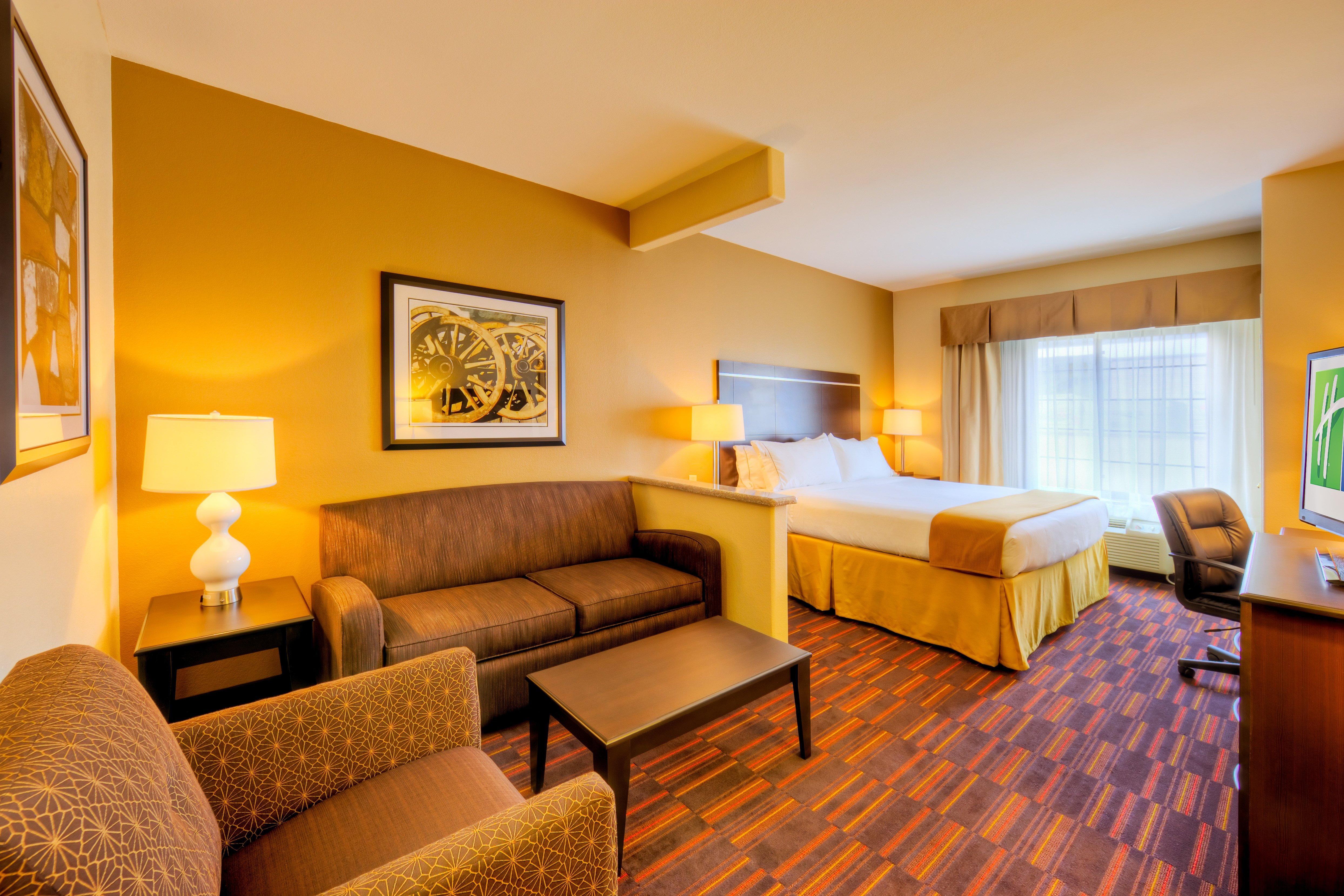 Holiday Inn Express And Suites Granbury By Ihg Εξωτερικό φωτογραφία