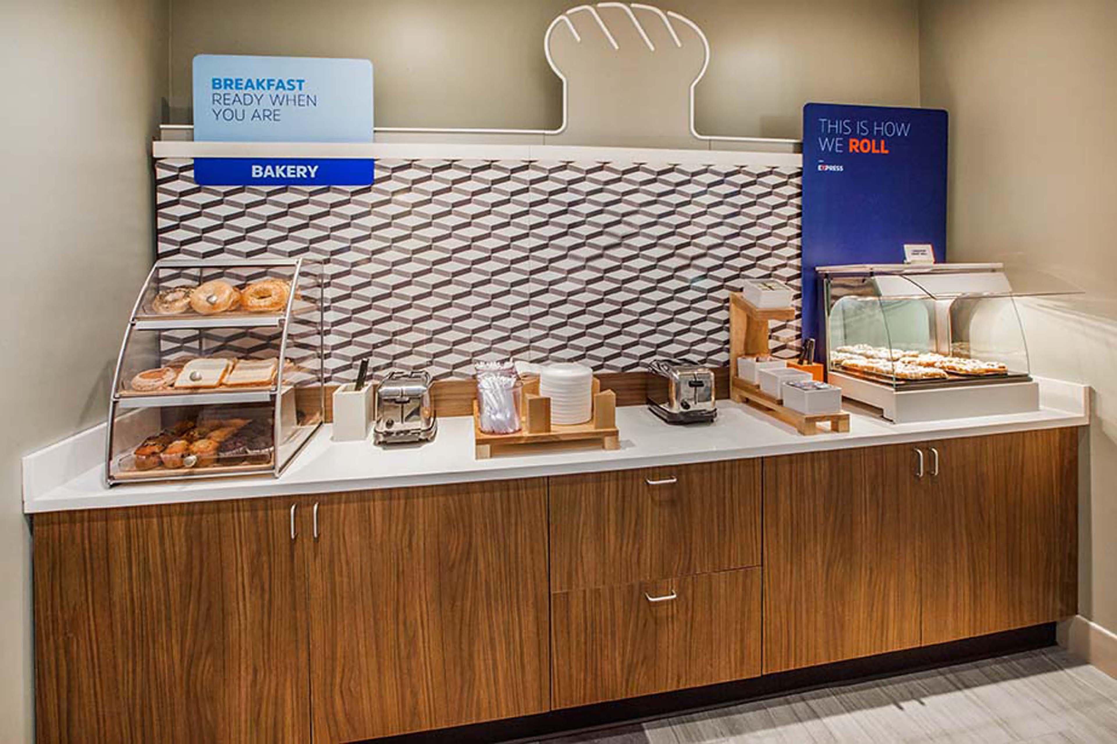 Holiday Inn Express And Suites Granbury By Ihg Εξωτερικό φωτογραφία