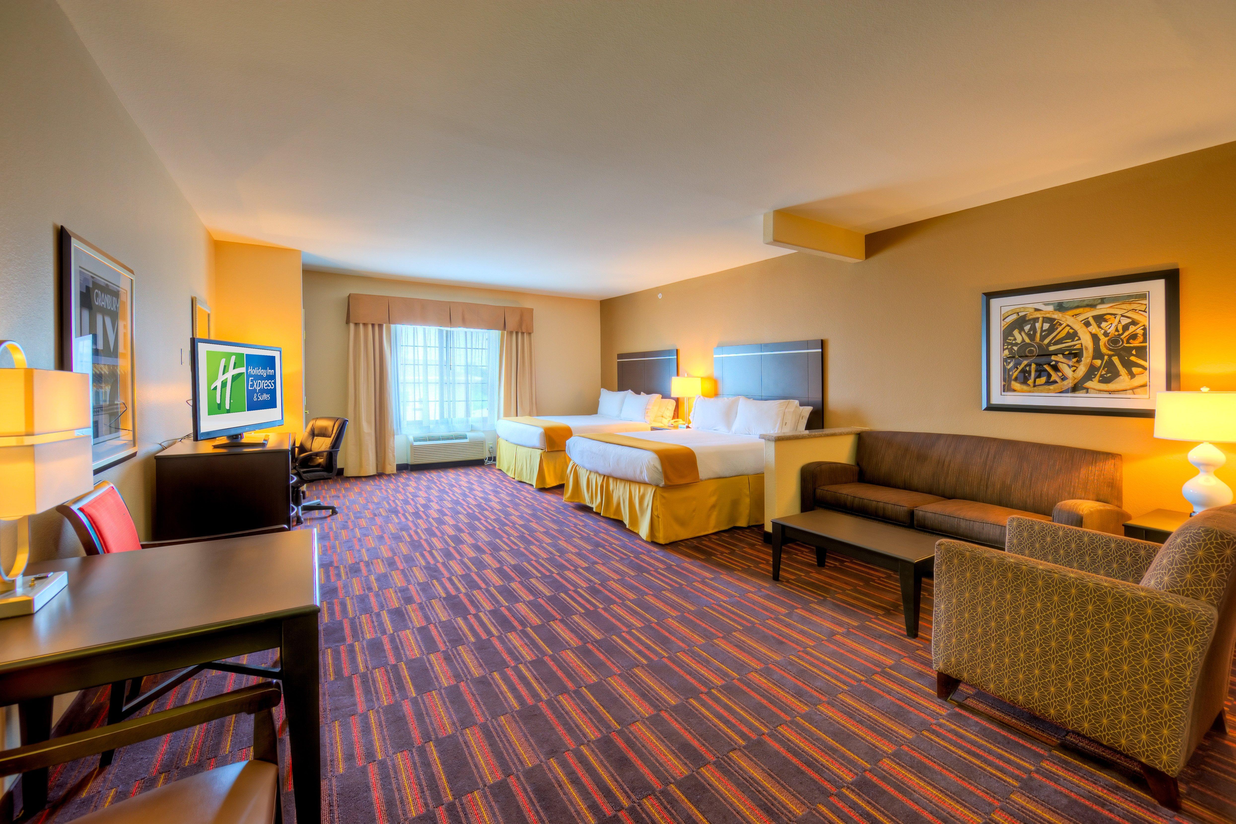 Holiday Inn Express And Suites Granbury By Ihg Εξωτερικό φωτογραφία